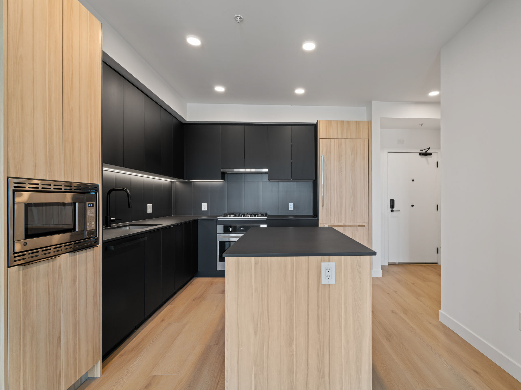 #603 – 2450 Garden Drive